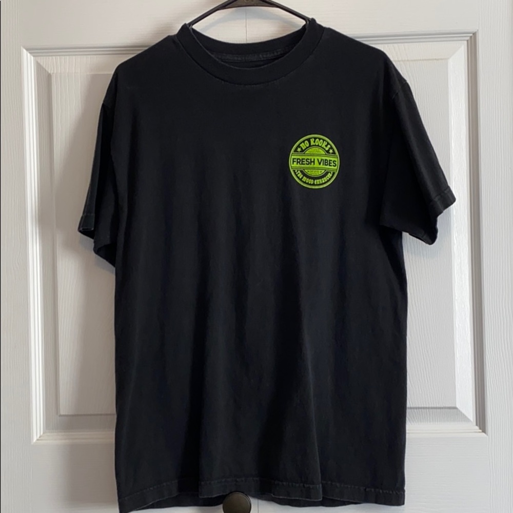 Fresh Vibes No Kooks Men’s T-Shirt